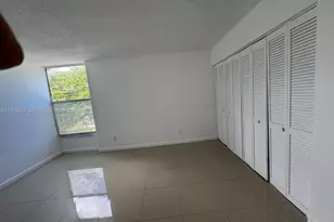 2020 NE 135th St, North Miami, FL 33181 - Photo 9