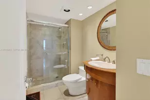 1717 N Bayshore Dr, Miami, FL 33132 - Photo 31