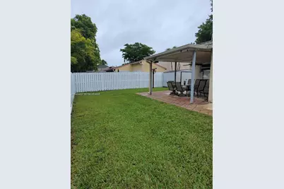 14115 Langley Pl, Davie, FL 33325 - Photo 21