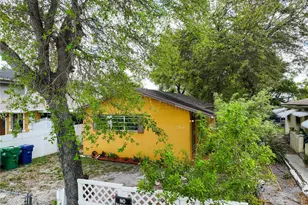 2760 NW 58th St, Miami, FL 33142 - Photo 35