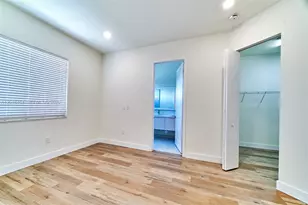 10447 NW 66th St, Doral, FL 33178 - Photo 13