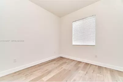 10447 NW 66th St, Doral, FL 33178 - Photo 23
