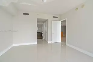 495 Brickell Ave, Miami, FL 33131 - Photo 15