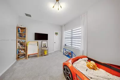 2454 Primrose Pl, Oakland Park, FL 33309 - Photo 33