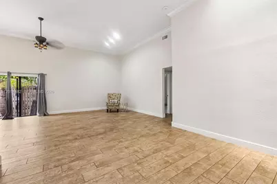 2731 S Parkview Dr, Hallandale Beach, FL 33009 - Photo 37