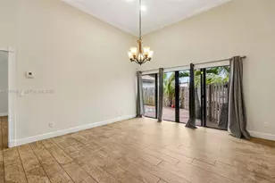 2731 S Parkview Dr, Hallandale Beach, FL 33009 - Photo 9