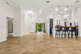 2731 S Parkview Dr, Hallandale Beach, FL 33009 - Photo 11