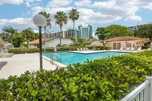 2731 S Parkview Dr, Hallandale Beach, FL 33009 - Photo 23