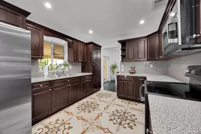 15725 SW 102nd Pl, Miami, FL 33157 - Photo 13