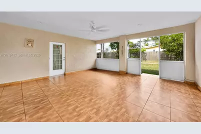 15725 SW 102nd Pl, Miami, FL 33157 - Photo 25