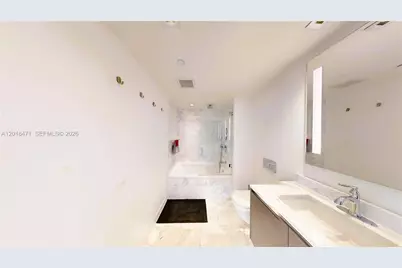1451 Brickell Ave #2502, Miami, FL 33131 - Photo 9
