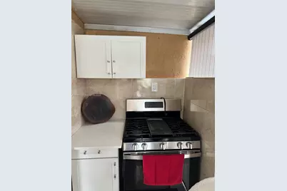 2485 W 76th St #201, Hialeah, FL 33016 - Photo 11