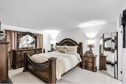 8511 NW 8th St #309, Miami, FL 33126 - Photo 9