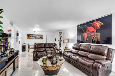 8511 NW 8th St #309, Miami, FL 33126 - Photo 3