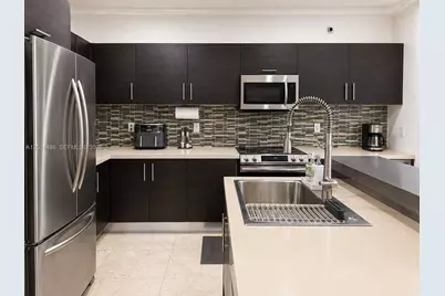 6950 NW 106th Ave, Doral, FL 33178 - Photo 11
