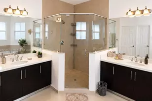 6950 NW 106th Ave, Doral, FL 33178 - Photo 23