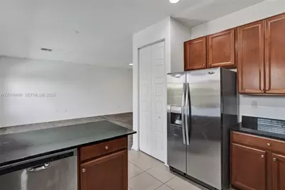 643 NE 191st Ter, Miami, FL 33179 - Photo 17