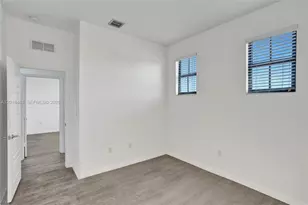643 NE 191st Terrace, Miami, FL 33179 - Photo 25