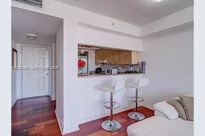 102 SW 6th Ave #405, Miami, FL 33130 - Photo 5