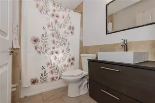 1220 W Bel Aire Dr W, Pembroke Pines, FL 33027 - Photo 31