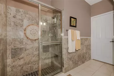 1220 W Bel Aire Dr W, Pembroke Pines, FL 33027 - Photo 25