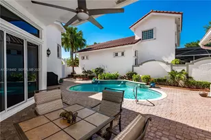 1220 W Bel Aire Dr W, Pembroke Pines, FL 33027 - Photo 5