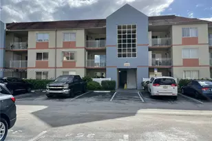 18890 NW 57th Ave, Hialeah, FL 33015 - Photo 13