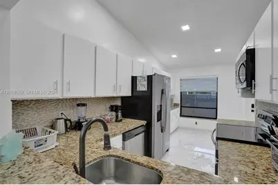 5434 SW 25th Ave, Dania Beach, FL 33312 - Photo 9