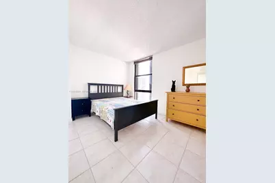 20335 W Country Club Dr #2302, Aventura, FL 33180 - Photo 5