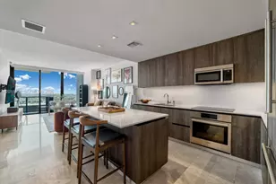 88 SW 7th St, Miami, FL 33130 - Photo 1