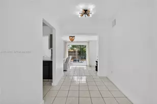 4130 NE 17th Ave, Pompano Beach, FL 33064 - Photo 15