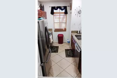 6081 SW 19th St #0, North Lauderdale, FL 33068 - Photo 9
