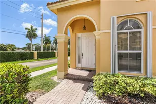 13724 SW 115th Ln, Miami, FL 33186 - Photo 3