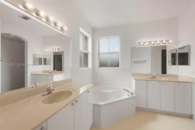 13724 SW 115th Ln, Miami, FL 33186 - Photo 33