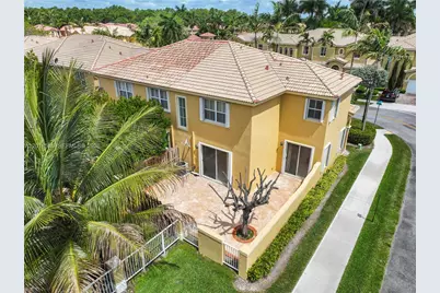 13724 SW 115th Ln, Miami, FL 33186 - Photo 5