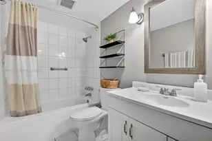 401 Golden Isles Dr, Hallandale Beach, FL 33009 - Photo 25