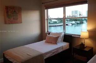 401 Golden Isles Dr, Hallandale Beach, FL 33009 - Photo 23