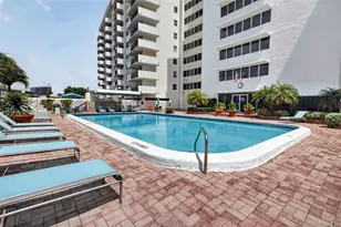 401 Golden Isles Dr, Hallandale Beach, FL 33009 - Photo 35
