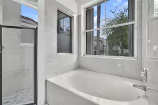 5374 SW 33rd Ave, Hollywood, FL 33312 - Photo 11