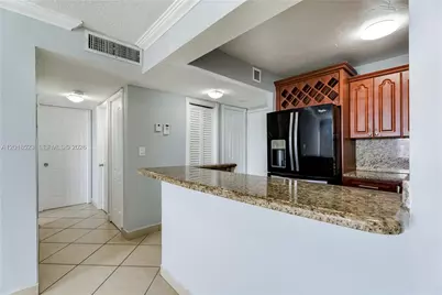 5775 W 20th Ave #404, Hialeah, FL 33012 - Photo 5