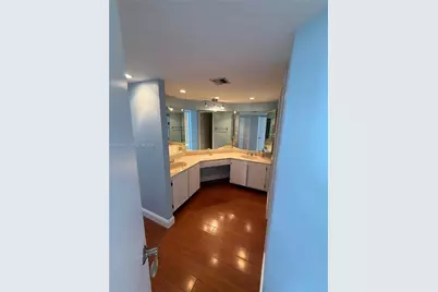 2333 Brickell Ave #602, Miami, FL 33129 - Photo 53