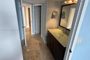 2333 Brickell Ave, Miami, FL 33129 - Photo 35
