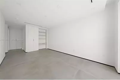 2096 Alamanda Dr, North Miami, FL 33181 - Photo 37
