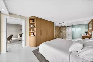 400 South Pointe Dr, Miami Beach, FL 33139 - Photo 5