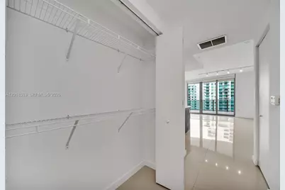 488 NE 18th St #4005, Miami, FL 33132 - Photo 17