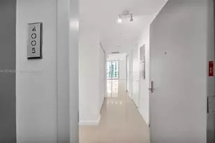 488 NE 18th St, Miami, FL 33132 - Photo 15