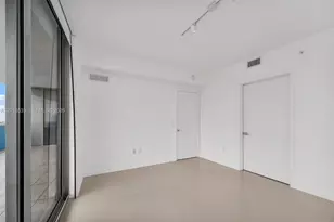 488 NE 18th St, Miami, FL 33132 - Photo 13