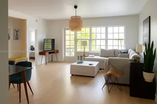 910 Bay Dr, Miami Beach, FL 33141 - Photo 3