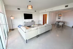 19400 Turnberry Way, Aventura, FL 33180 - Photo 3