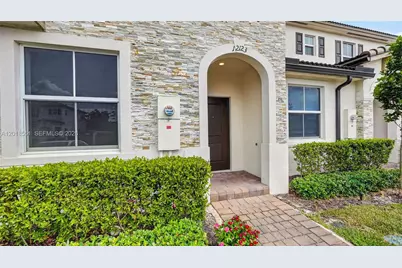 12123 NW 23rd Ct, Miami, FL 33167 - Photo 3